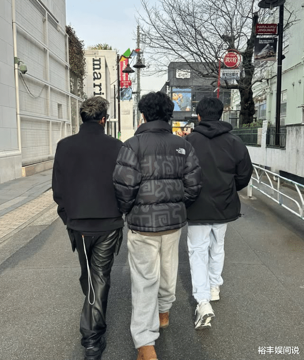 谢霆锋父子三人合照曝光!身高已超爸爸,外甥女和妹妹也一起跨年