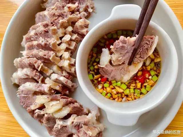 这3道菜好吃是好吃朋友来了点名要，就是太费米饭，色香味俱全