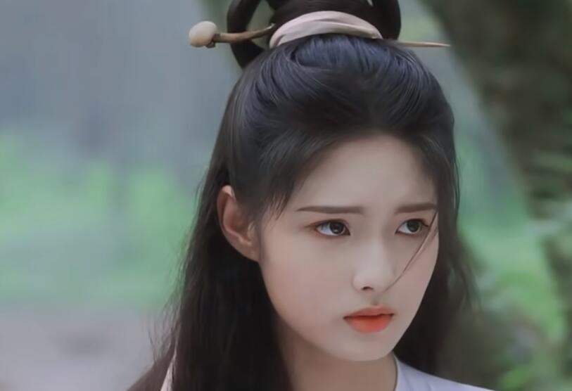 《墨雨云间》中,当丫鬟的造型和女主一样,就很考验女主的颜值了