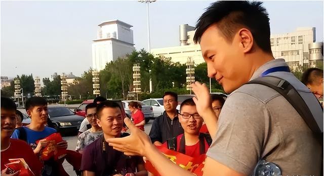 一路走好!5月还未结束,4位名人相继离世,最小31岁!