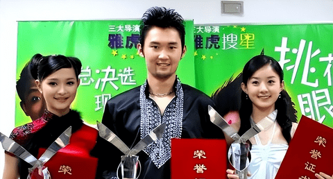 4年赚13亿,和冯绍峰离婚后的赵丽颖,为何不要儿子的抚养权