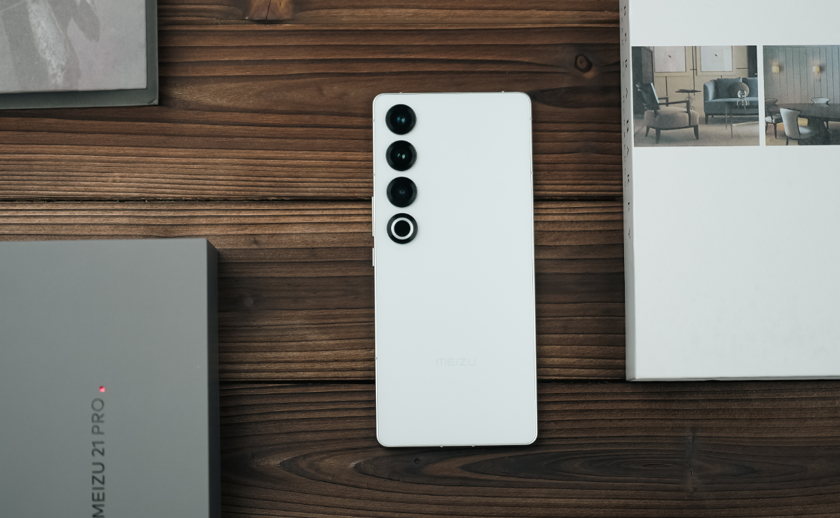 从4999元跌至3199元,骁龙8Gen3+2K屏,从高端机跌至中端机市场