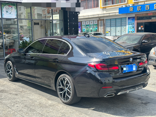 准新宝马5系，7秒破百，豪华套装加持，32万值吗？
