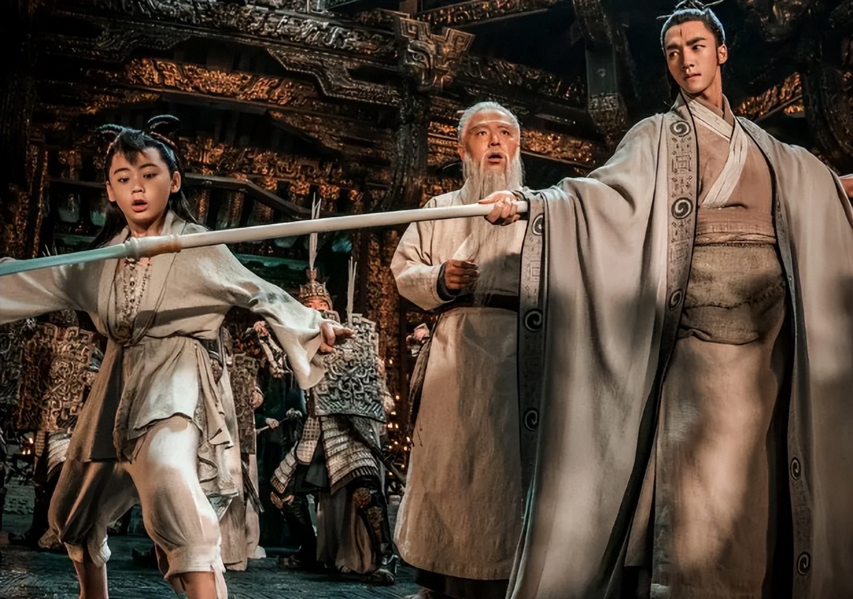 4天1.79亿,仅次于《抓娃娃》获得票房亚军,我开始理解吴京的话了