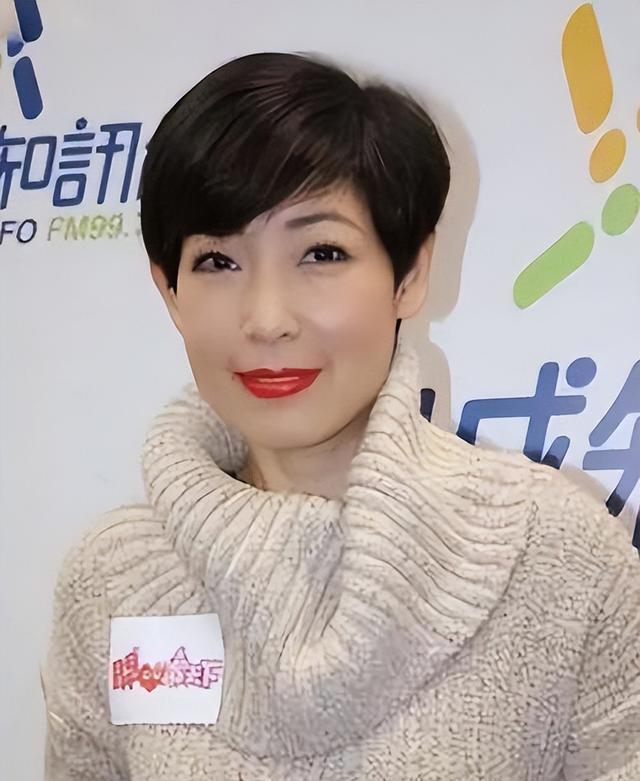 和郑伊健、梁家辉有染,公开承认出轨陈小春的黎芷珊,58岁仍单身