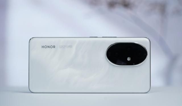 荣耀“发大招”,16GB+1TB突降1150元,高配旗舰售价更亲民了