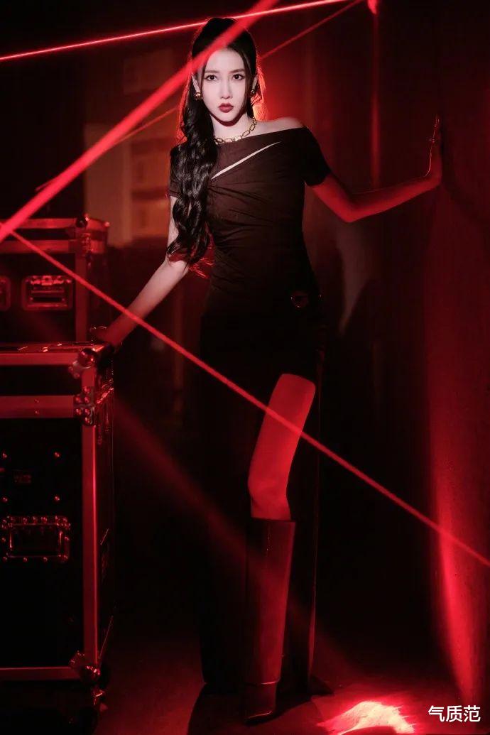 弦子,高清美图,优雅身姿,明媚靓丽!