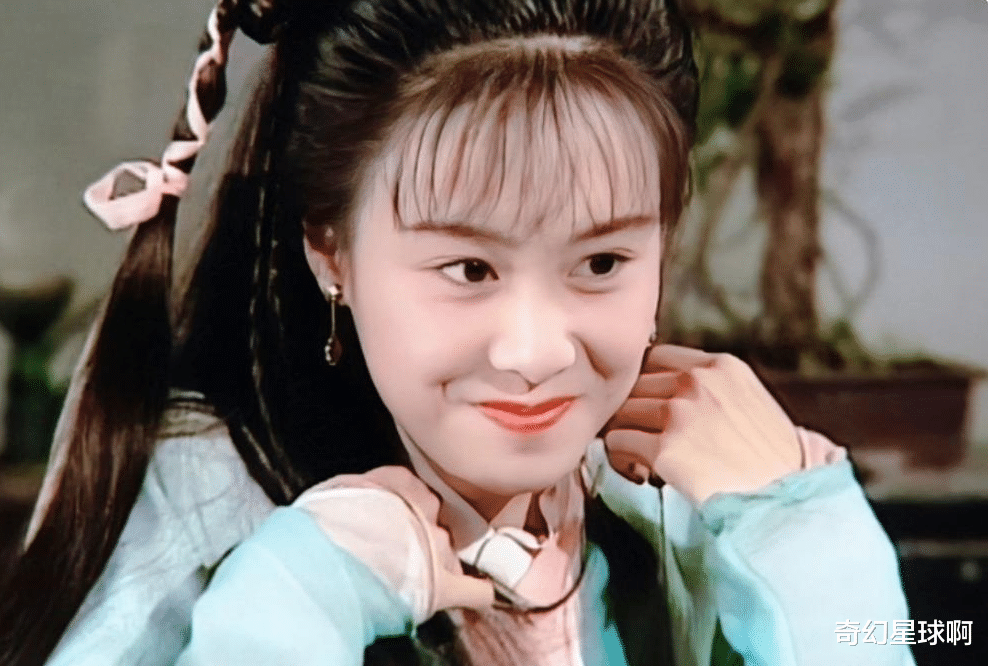 一脸苦相就别演黄蓉,徐克版《射雕》还没上映就翻车,演技太尴尬