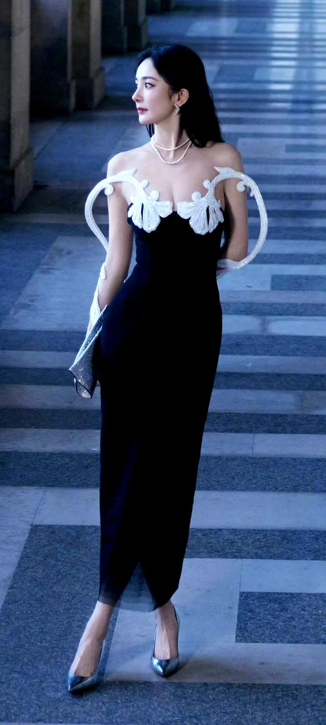 杨幂,不愧是你,顶流的身材