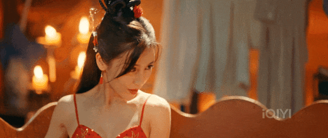 成龙曾钦点的女一号，也下海了