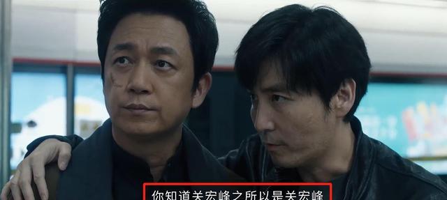 同样演“警察阿Sir”，陈伟霆与潘粤明一比，才知道：啥叫智商250