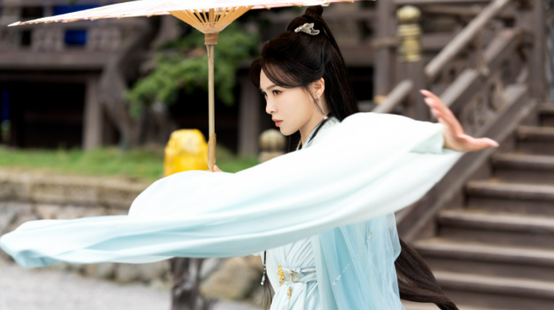 40岁唐嫣再演仙侠剧,尬演少女,和男主在一起毫无CP感!