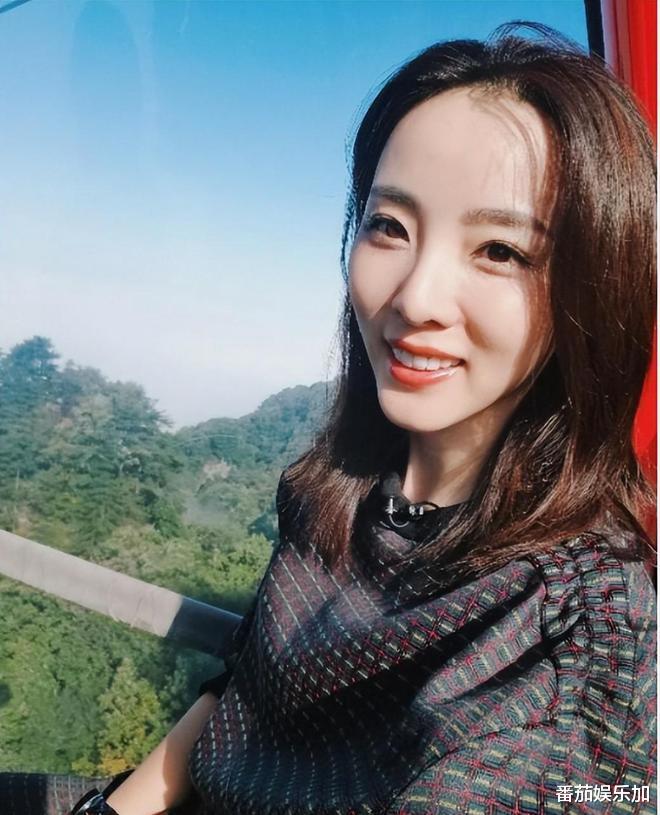 李思思|李思思卷土重来重返综艺，参加荒岛探索迎首秀，网友感慨次元破壁