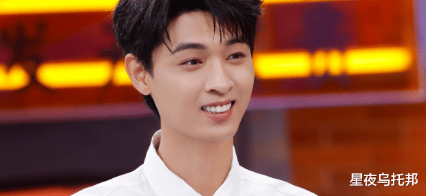 秦霄贤被曝出富二代身份造假丑闻