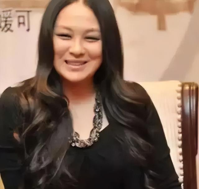 曾经把李保田迷得神魂颠倒，与聂远八年恋爱遭背叛，如今判若两人