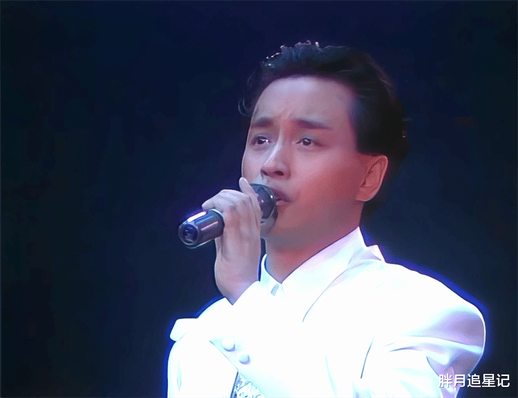 21年了，那个要为张国荣终身不娶的唐鹤德，他做到了吗？