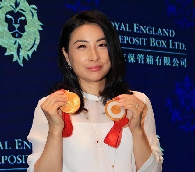 陈若琳每次去香港,都赖在郭晶晶家里不走,给出的理由出奇搞笑