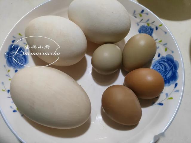 回娘家第四天，妈妈早饭摆满桌，网友：千金难买，大鱼大肉都不换