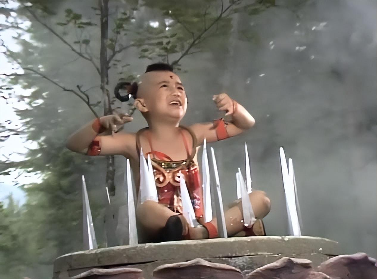 8岁红遍娱乐圈,全国观众都看他光屁股,如今当老板坐拥上亿身家