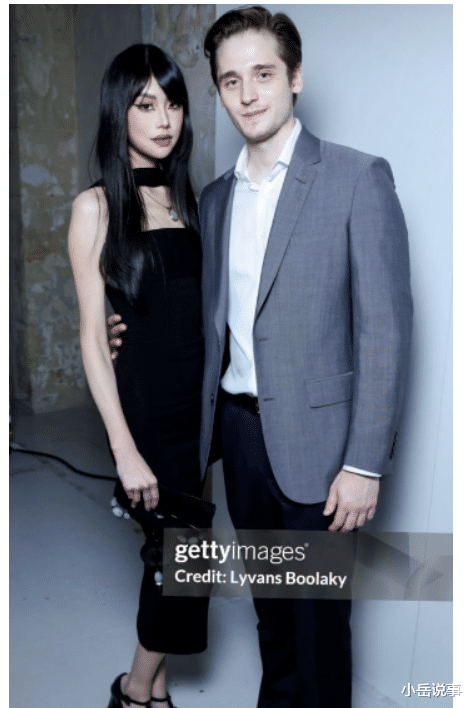 杨澜女儿原来是她！不拼爹妈却事业有成，24岁和白人男子恋爱多年