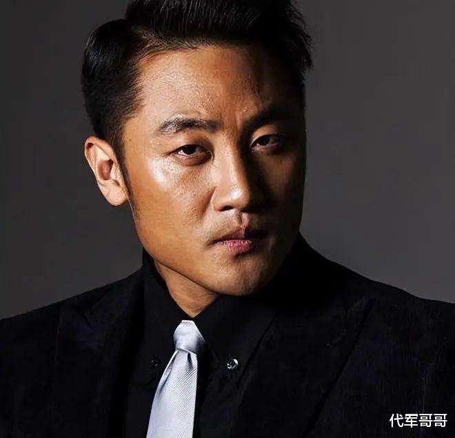 黄晓明旗下公司16个艺人，居然没有一个红的，网友：好心疼！