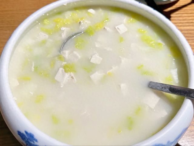 山东16个市最出名的代表菜,都是鲁菜经典,你吃过几道(二)