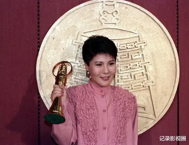 悄然离世的10位港台艺人,多位晚景凄惨,有人去世多日才被发现