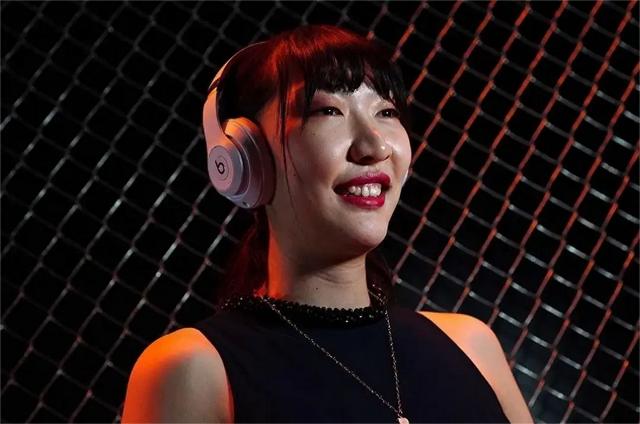 韩旭|令人费解!韩旭陷入争议!女篮冠军中锋要进军娱乐圈?