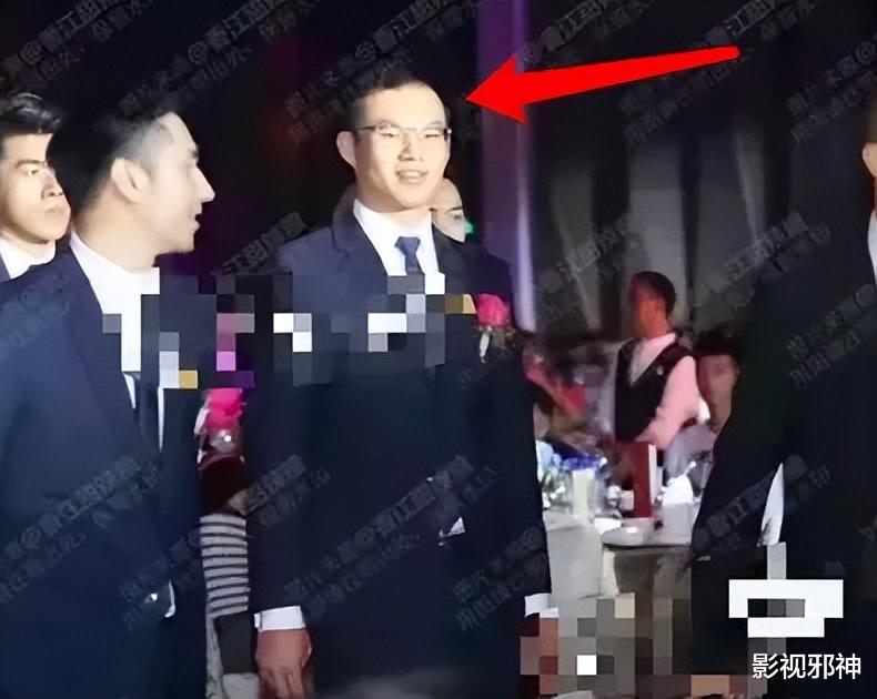 隐婚了?这瓜有点大……