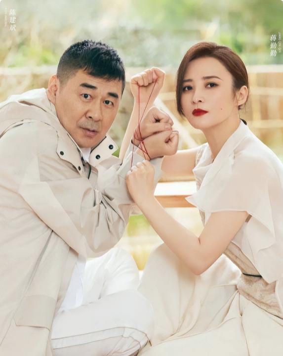 红极一时,却遭闺蜜破坏婚姻,43岁惨死,留下7字遗言,死因成谜