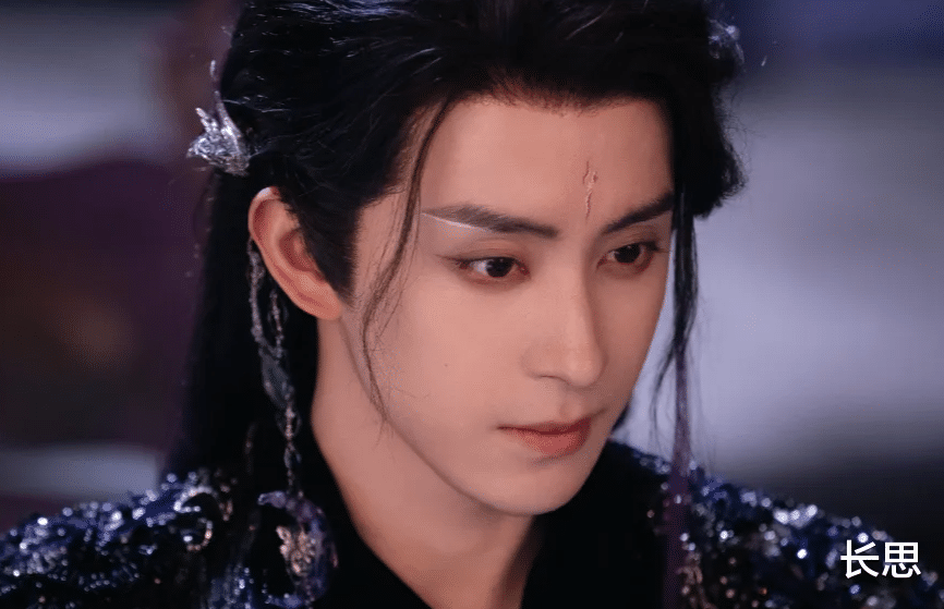 电视剧网播热度榜，《国色芳华》排至第二，它竟然上升到第一位？