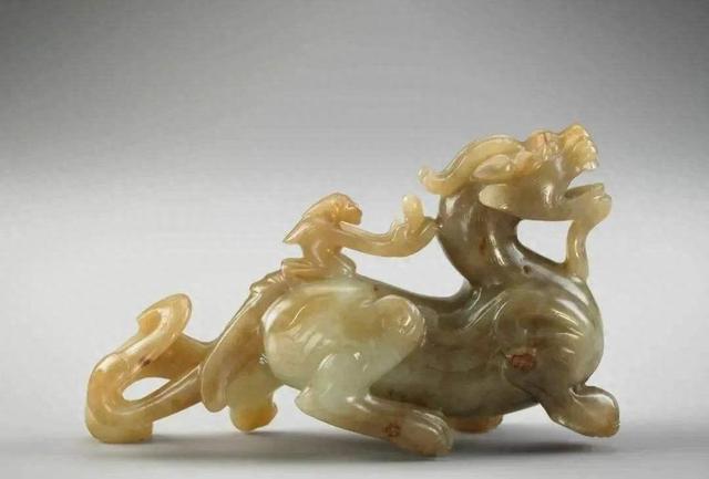 2024最具升值潜力的文玩TOP榜，你拥有几款？