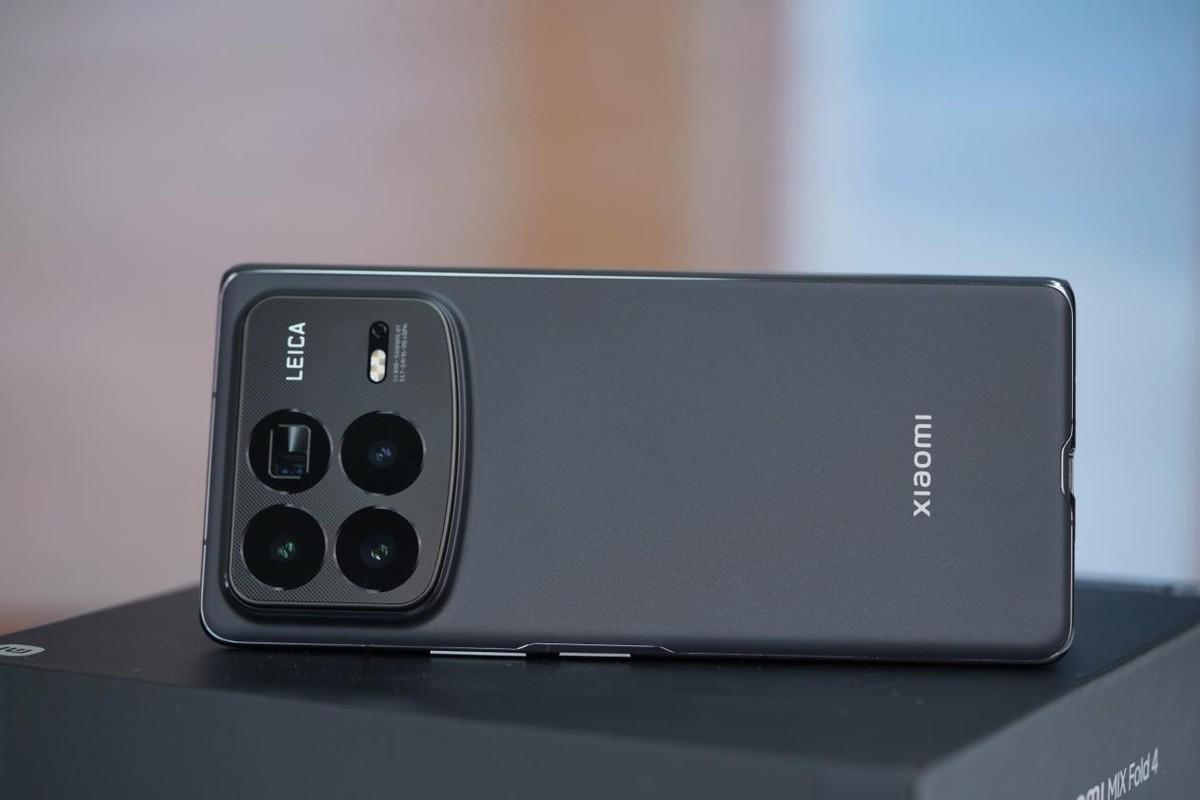 某大厂或暂时叫停大折叠屏产品线，这三款先拿去用：堆料都挺足！