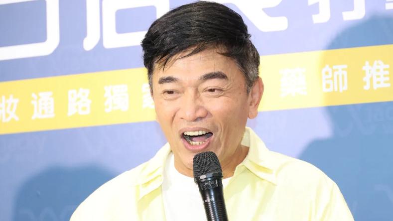 吴宗宪宣布已和妻子分居，一人住445平方米大豪宅，回家就脱精光