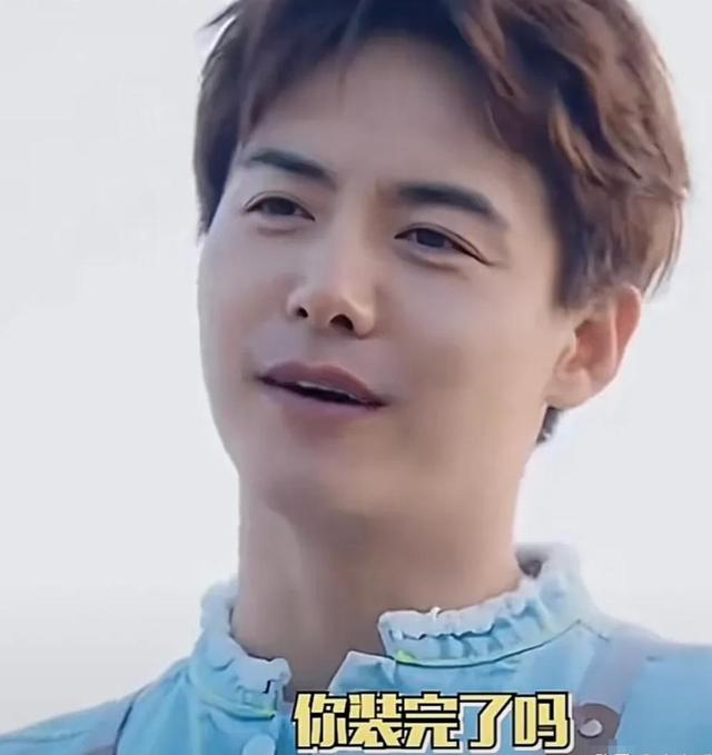 越扒越有!背刺杨紫、炸裂发言,被全网黑的他,难怪被胡海泉实锤