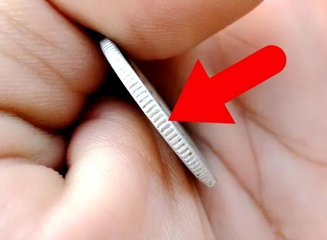 2分硬币不值钱？记住这个年份，单枚价值3200元！