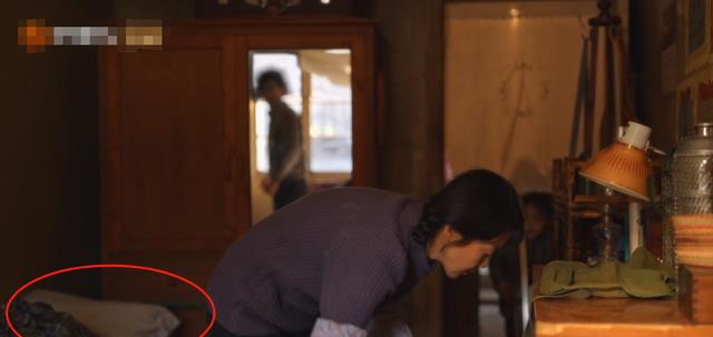 中国导演们!求求你们学学《小巷人家》导演,怎么拍“穷人”的吧