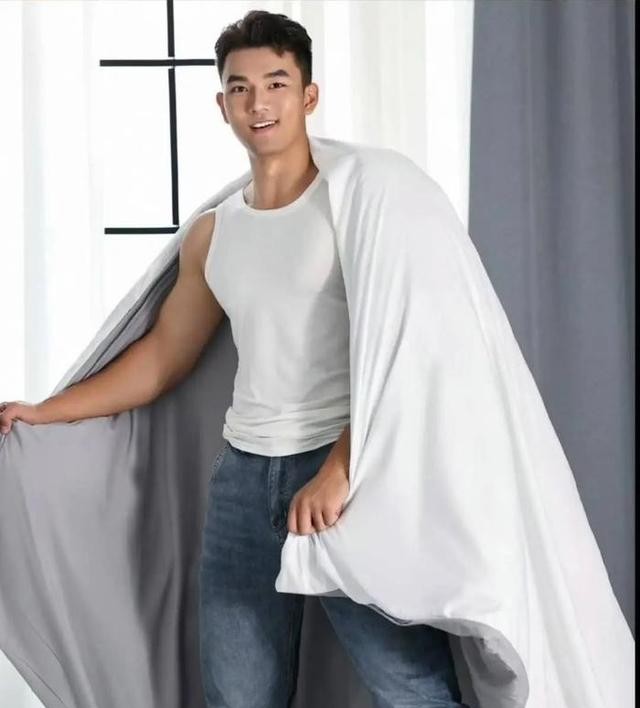 杨泽琪父亲已到泰国,透露任务安排,谈军队指导哽咽,泰警方回应