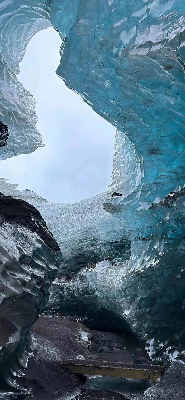 高级感满满的手机壁纸10.09