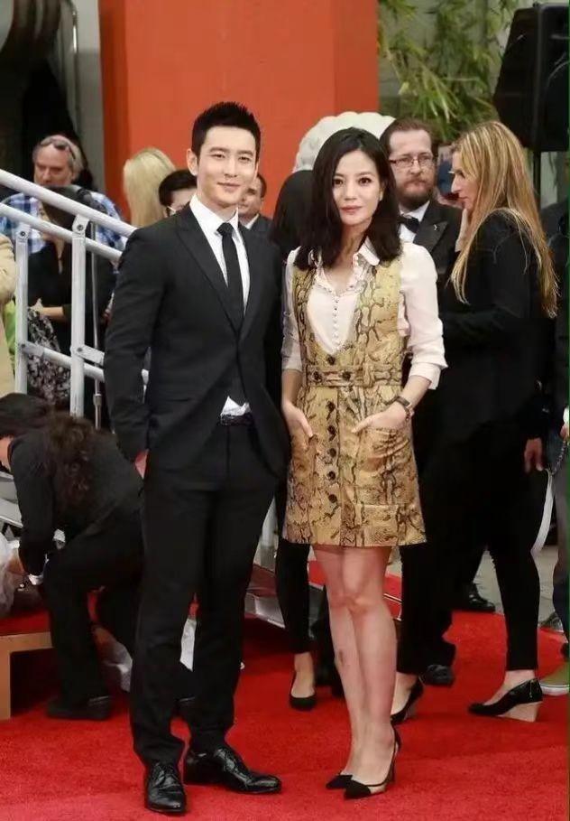 赵薇官宣离婚,前夫背负债务11.2亿,网友喊话黄晓明去追赵薇!