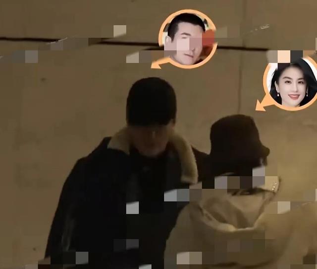 杨子带大女儿与黄圣依聚餐,大女儿又瘦又美,父女俩等圣依半小时