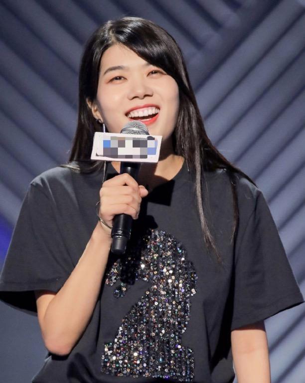 杨幂对杨笠的点评相当到位!这就是杨笠被讨厌的根本原因!