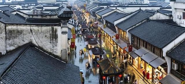 韩国姑娘远嫁中国,回韩国探亲被妹妹笑话说,你老公像个坏人