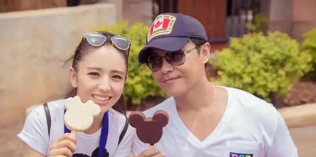 和陈思诚离婚三年!佟丽娅深夜晒照引热议!网友:幸亏当时离了