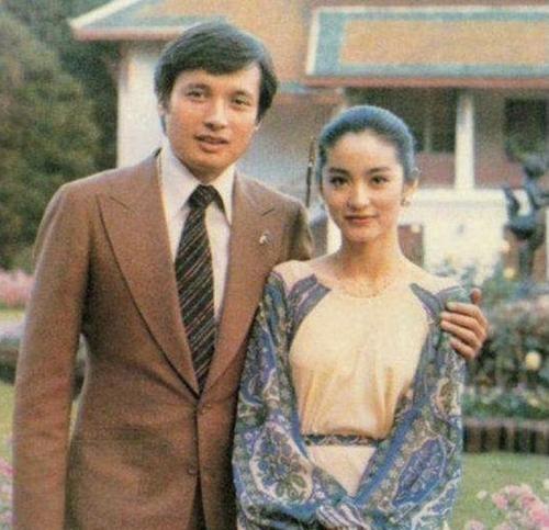 林青霞:为丑老公生下两个女儿后,他把13岁的私生子带回家