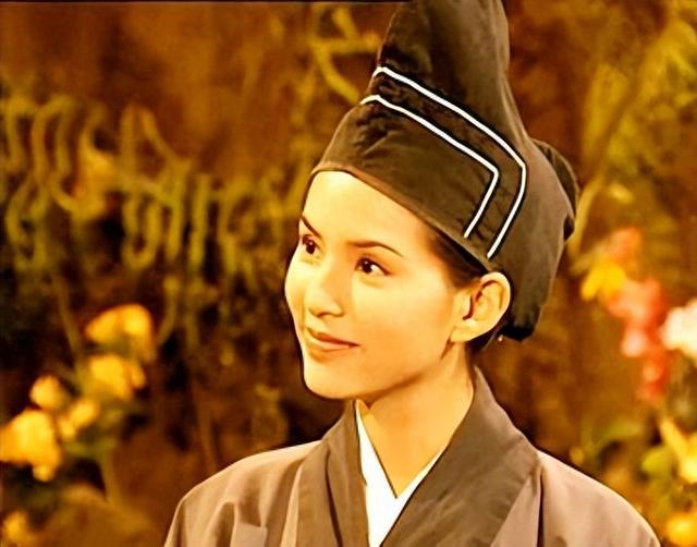 乔峰娶了三个二婚女人，生下了七个儿子，其中大儿子是著名的剑魔