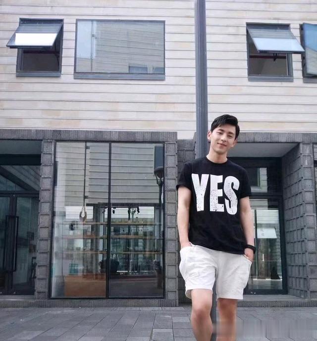 很喜欢两位青年男演员还能复出吗?他们不仅长相帅气演技精湛。