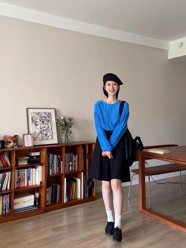 黑色裙子配什么上衣？四个公式让你穿出时尚感