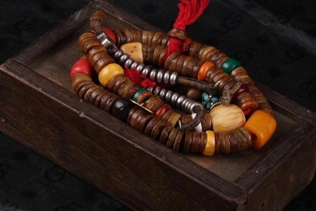 寻迹文玩宝藏：深入解读珍稀文玩的魅力与收藏智慧