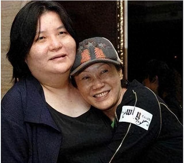 一手捧红那英王菲,将林志玲从黑帮手里救出,年过60至今无人敢惹